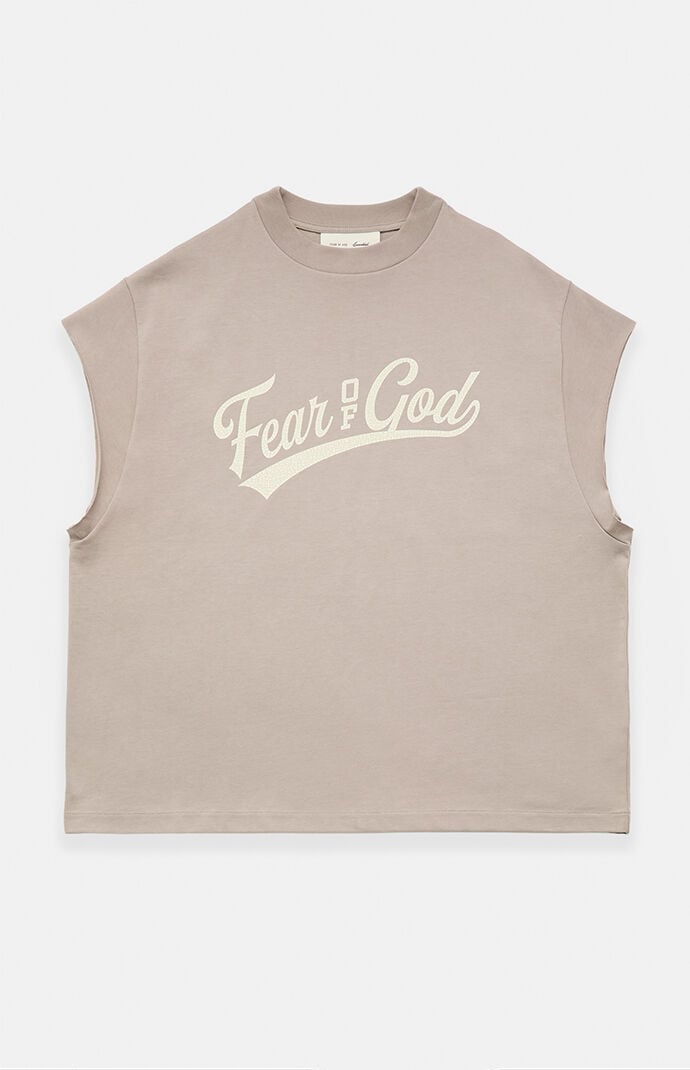 Fear of God ESSENTIALS Seal Cutoff '90s T-Shirt