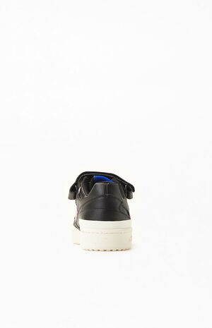 Recycled Forum Low x Andre Saraiva Shoes image number 3