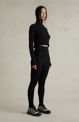 Women's Jet Black Waffle Knit Leggings image number 2