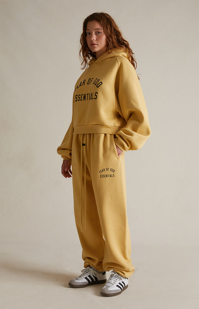 Fear of God Essentials Women's Amber Fleece Sweatpants | PacSun
