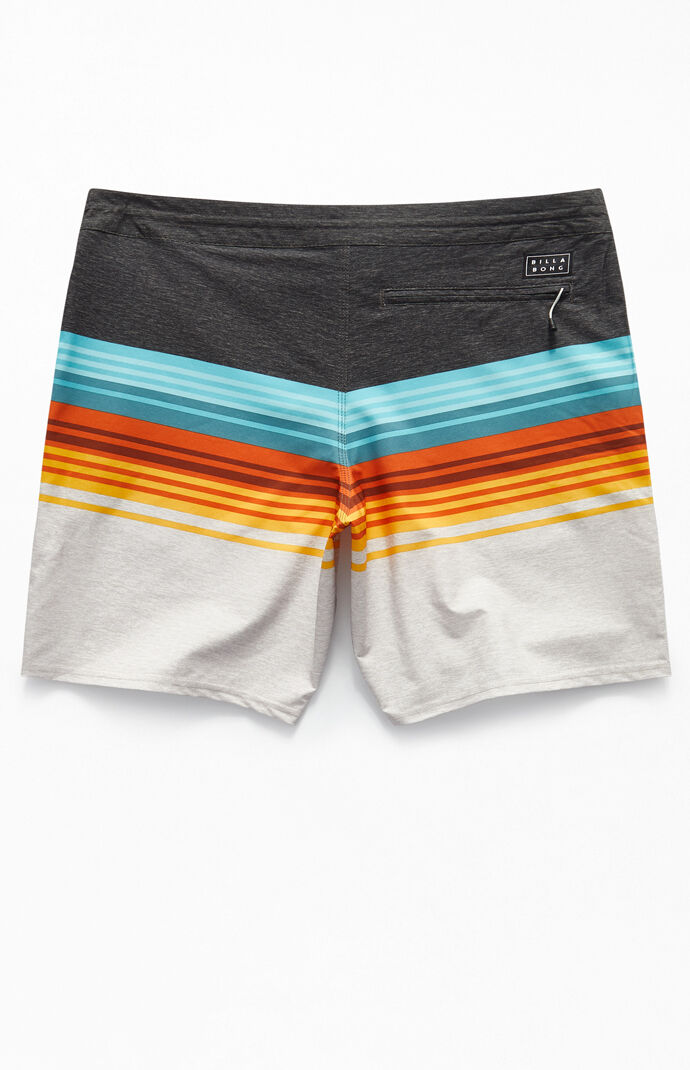 Multi Spinner LT 19" Swim Trunks