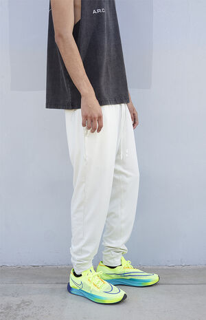 Comfort Performance Jogger Sweatpants image number 4