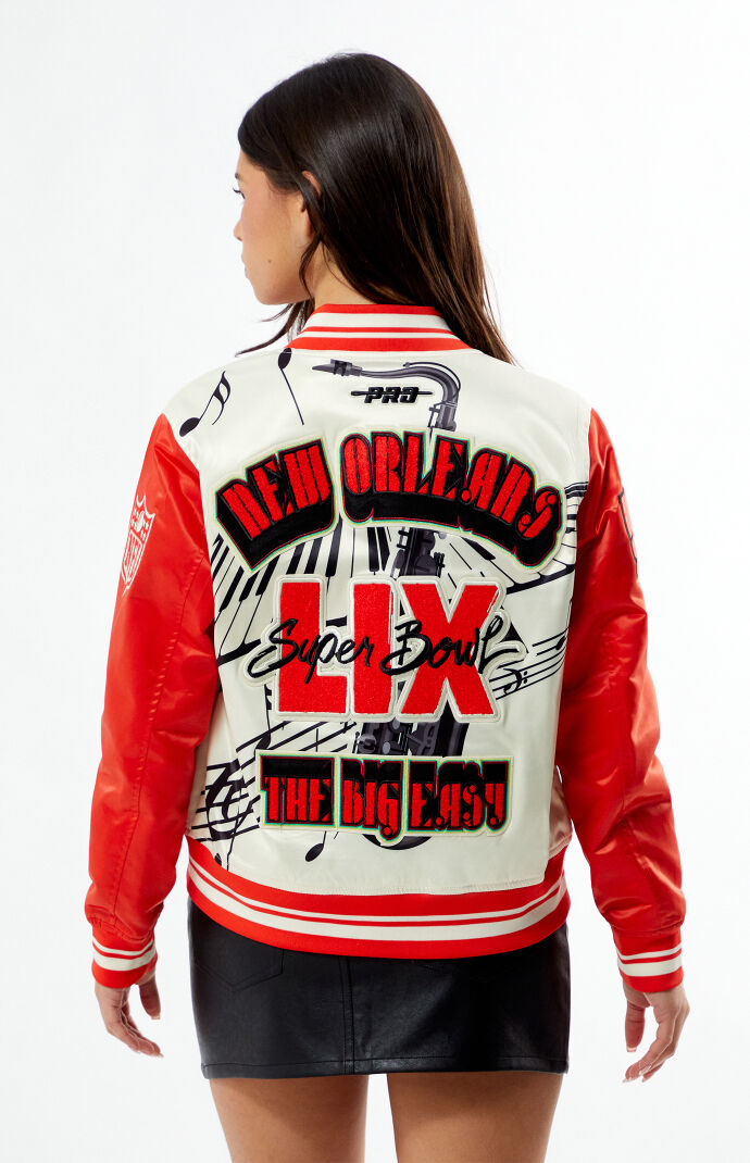 ミラクルウーマン　スタジャン ProStandard Super Bowl 59 Varsity Jacket | Pacsun