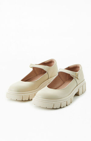 Women's Alley Cat Mary Jane Leather Shoes image number 2