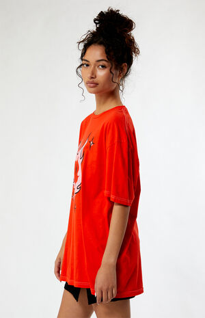 Heart On Fire Oversized T-Shirt image number 3