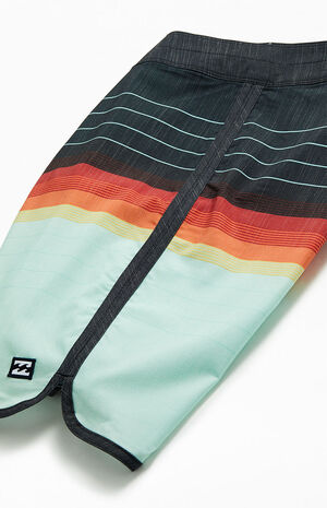 Eco 73 Pro 19" Boardshorts image number 4