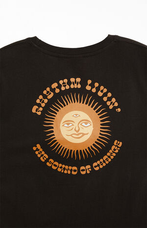 Sun Life T-Shirt image number 4