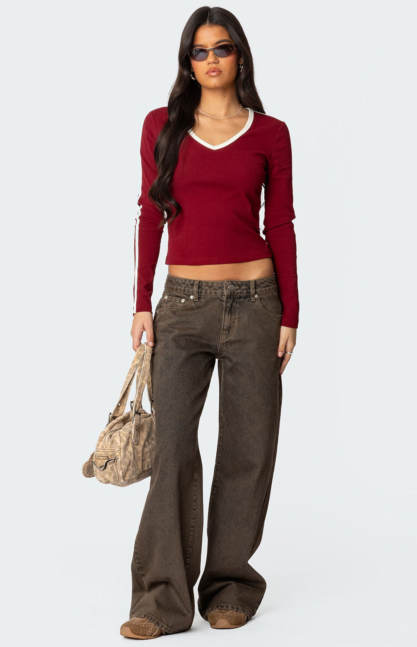 Edikted Contrast V Neck Long Sleeve T-Shirt