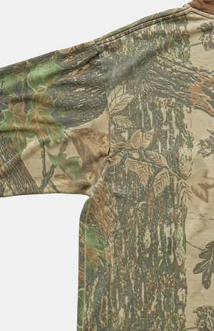 90s Camo Graphic T-Shirt image number 2