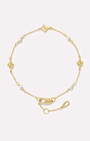 Hannah Flower Bracelet image number 1