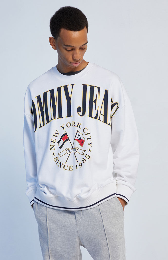 Tommy jeans clean collegiate crew neck sweatshirt online