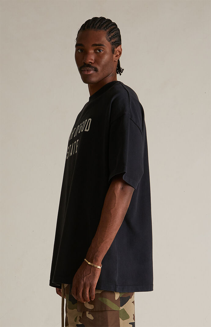 Fear of God Essentials Black Heavy T-Shirt | PacSun Fear of God Essentials Black Heavy T-Shirt | PacSun