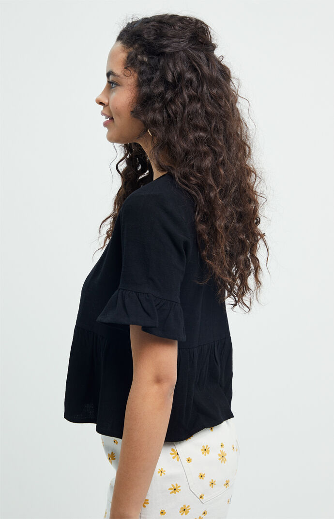 Ruffle Sleeve Linen Top
