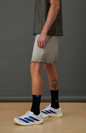 Active Gray Vintage Wash Heavyweight Fleece Sweat Shorts image number 3