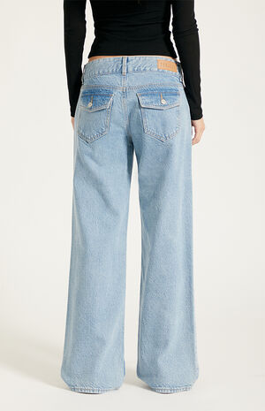 Zoe Low Rise Girlfriend Jeans Button Pocket Light Blue image number 5