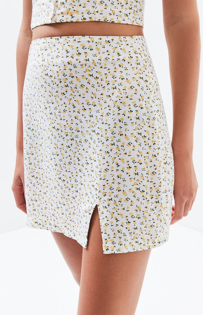 pacsun flower shorts
