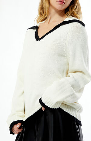 Collar V Neck Oversized Sweater image number 2