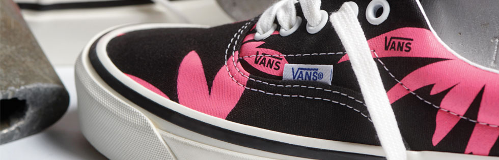 fluffy pink vans