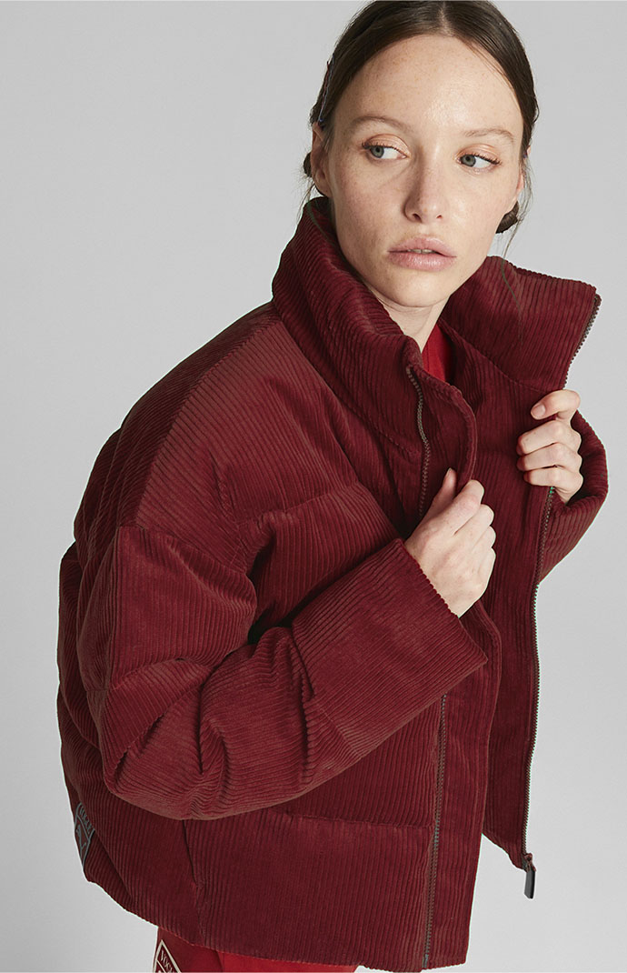 Puma cropped puffer jacket red 2025