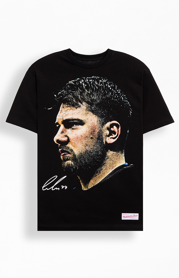 ★Mitchell & Ness Luka Doncic Big Head T-Shirt 関税込★ 0097514810025NEW_00_001.jpg
