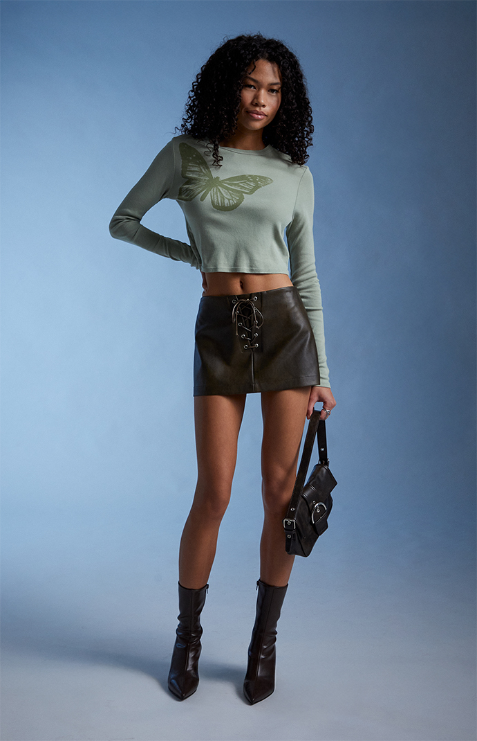 Third Charm Butterfly Long Sleeve Cropped T-Shirt | Pacsun