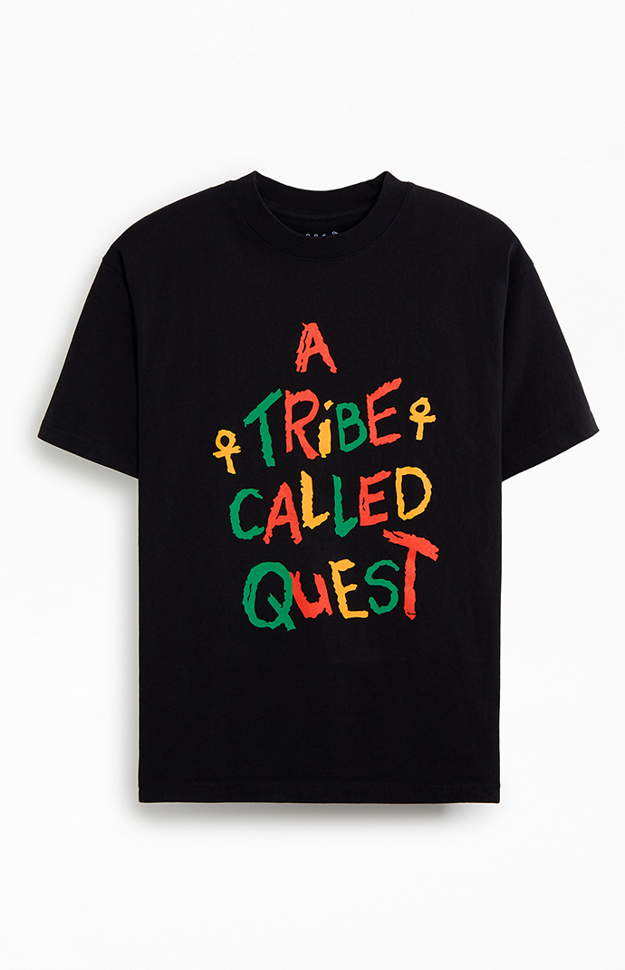 爆買い！ A PacSun | T-Shirt Quest Called Tribe トップス