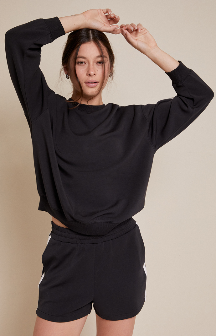 ★BTS着用★LAUL★OVER FIT STRIPE CREWNECK SHIRTS_BLACK Kith Osaka Script Vintage Nelson Crewneck - Black – Kith Europe
