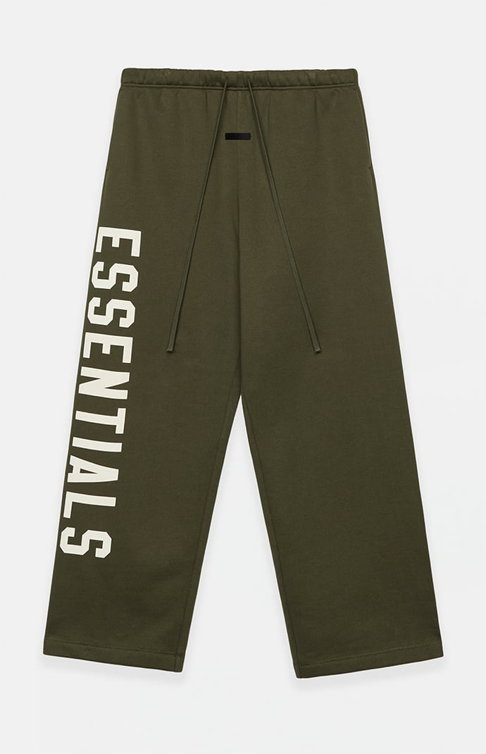 ボトムスその他 Fear of God Essentials Military green jogging trousers with Fear of God Essentials Fleece Essential Sweatpants | Saks