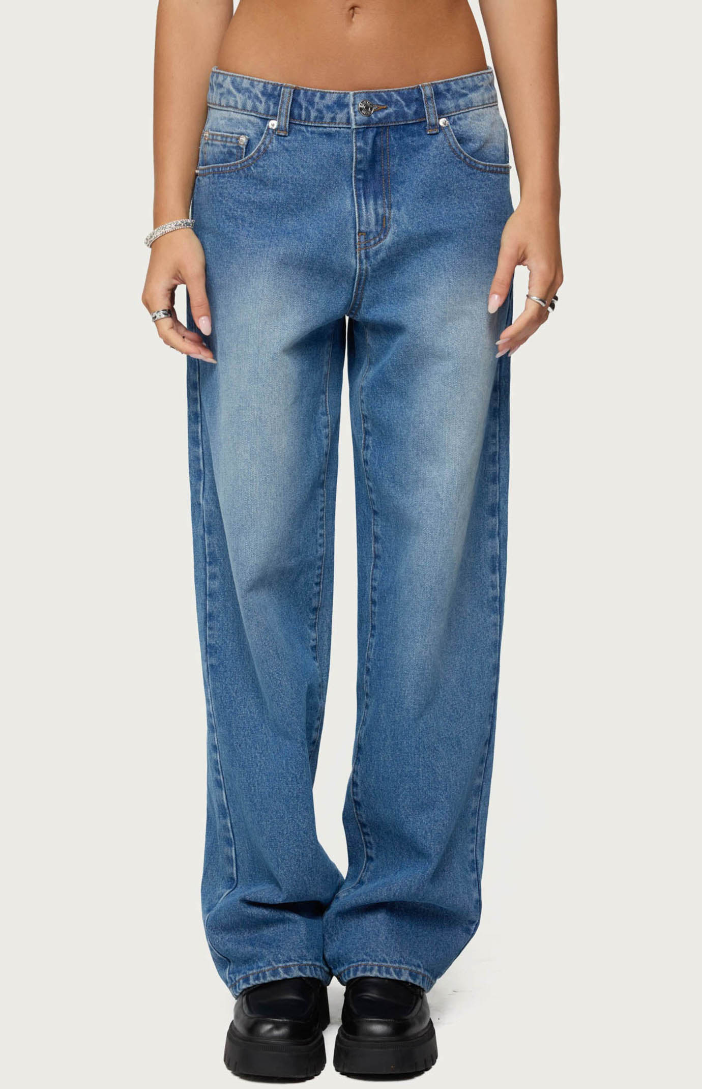 ❣️Rie　　　　No.69 Edikted Rorie Mid Rise Straight Leg Jeans | PacSun