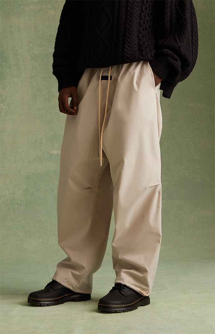 【国際ブランド】 Fear of PacSun | Trousers Relaxed Cloud Silver Essentials God パンツ
