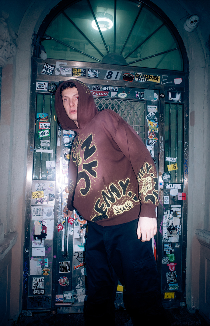 oumasan【Yeah Right NYC】パーカー Enemy NYC Divine Signal Hoodie | Pacsun