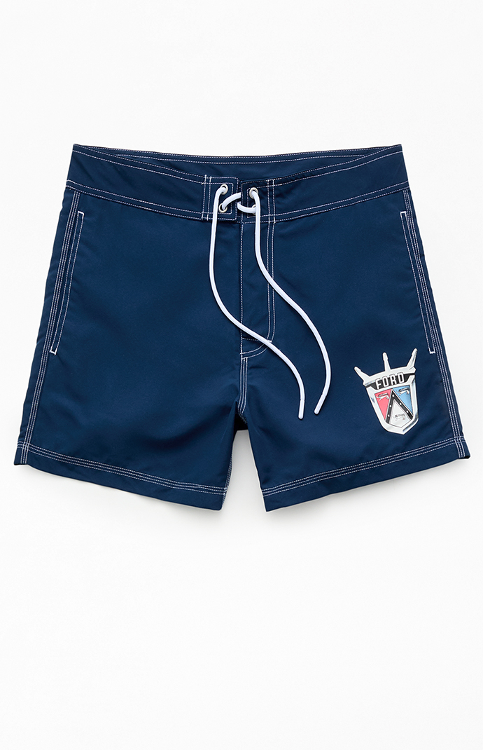 FORD Crown 4.5