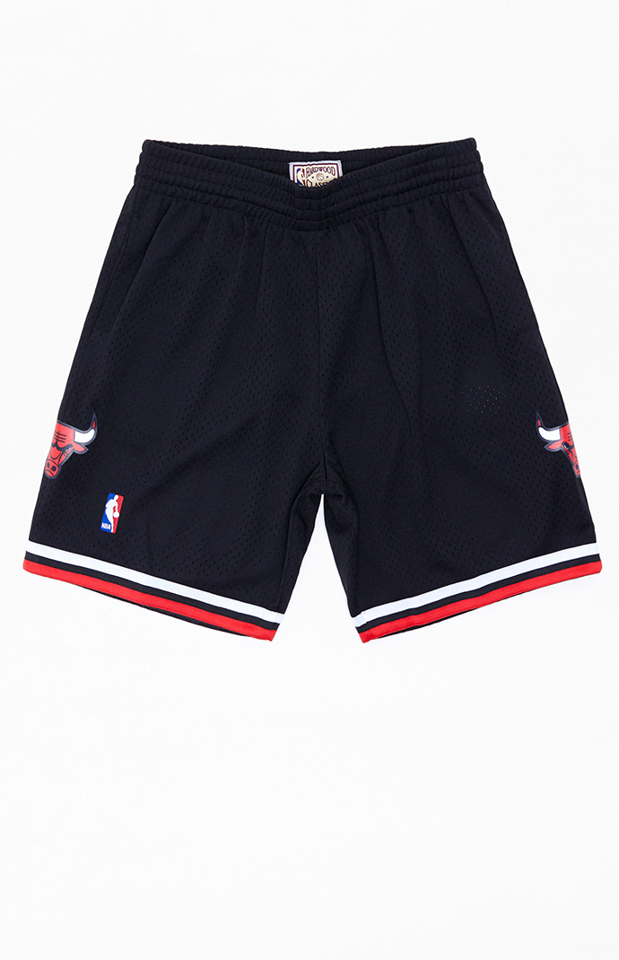 Mitchell & Ness Chicago Bulls black Swingman Shorts