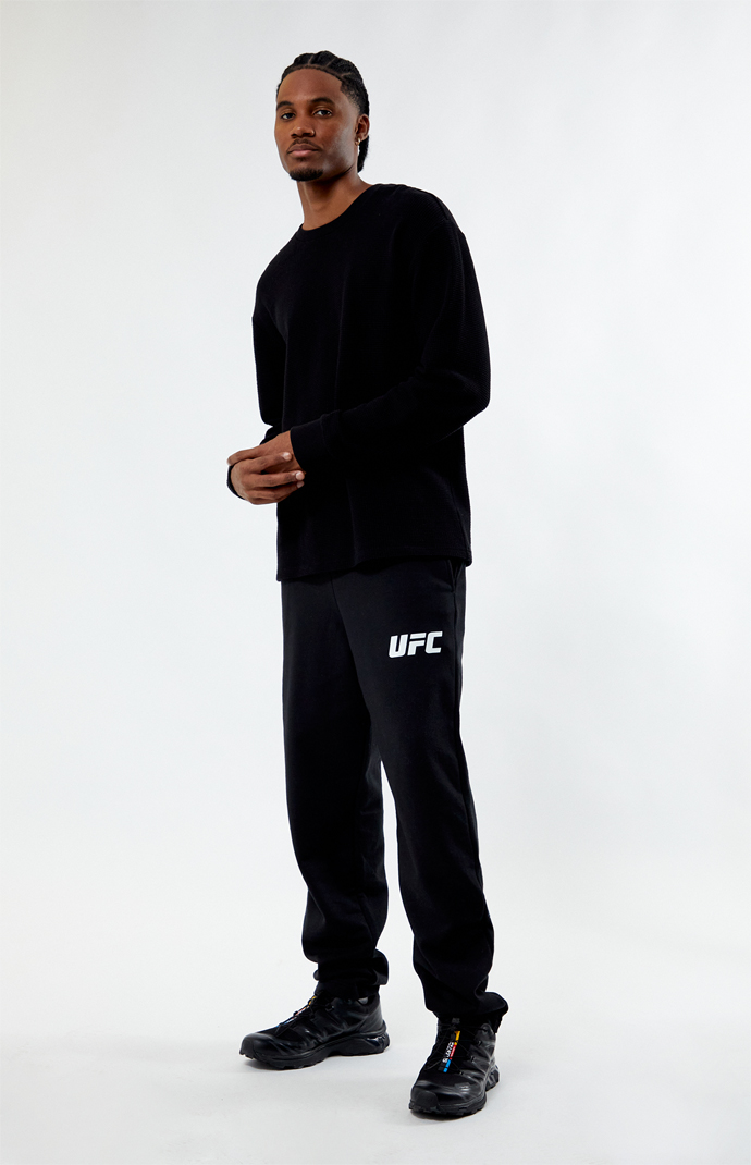【UFC】Basic logo loose fit jogger pants★正規品 ★追跡可 UFC】Basic logo loose fit jogger pants☆正規品 ☆追跡可 パンツ