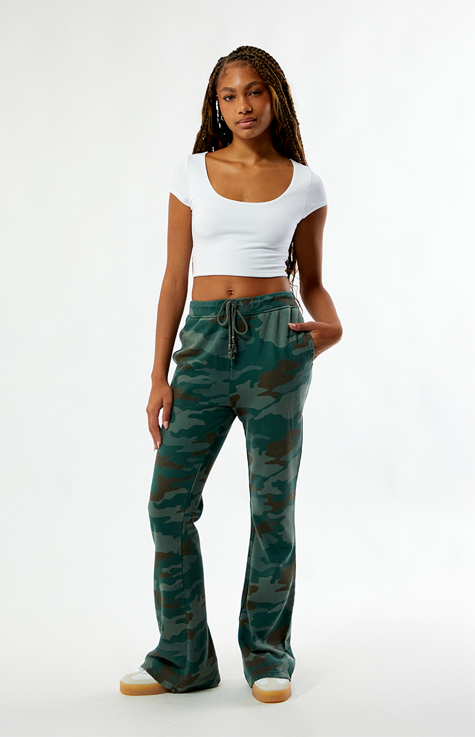 BUSCH LIGHT Camo Baggy Sweatpants | Pacsun