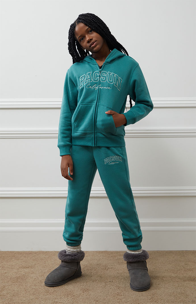 jogger pants