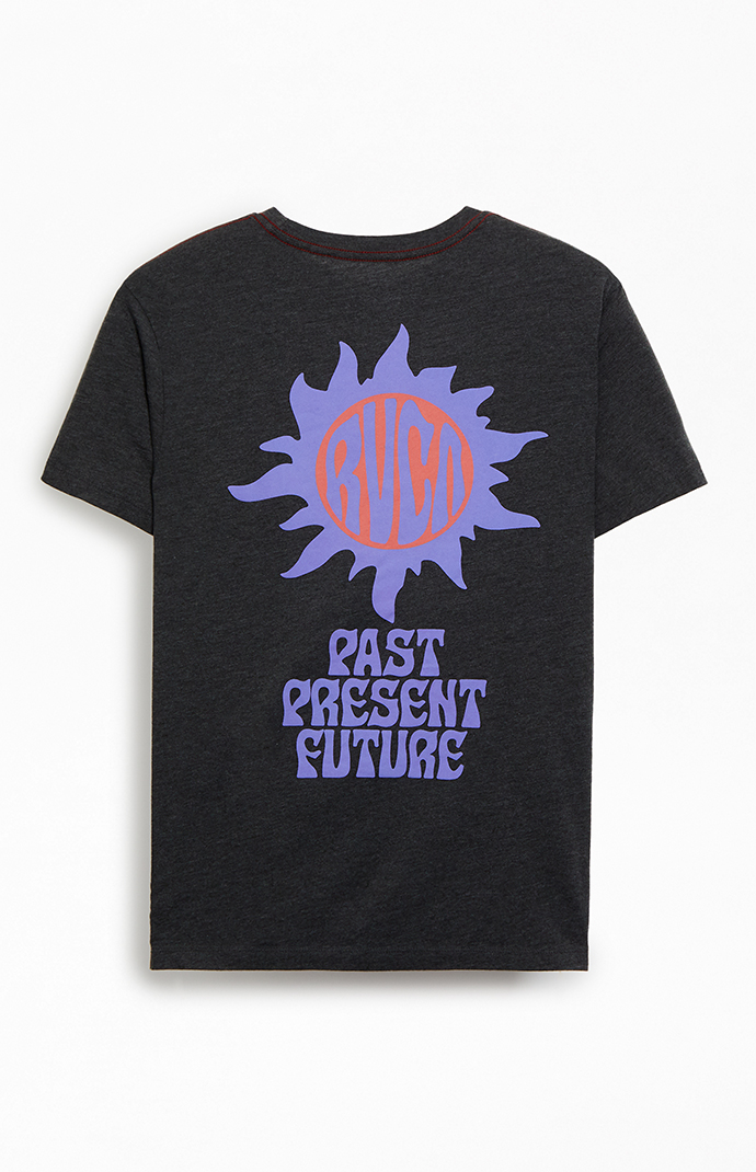 【RVCA】TIEDYE SUN STAMP Tシャツ RVCA Sun Stamp T-Shirt | PacSun