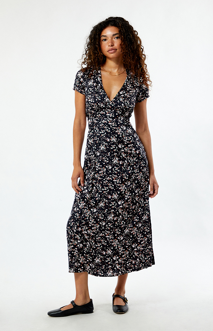【送料無料】RVCA レディース【LUKE P COLLECTION】FLORAL DRESS The wait is over. RVCA x Alexis Ren has landed. Tap the link