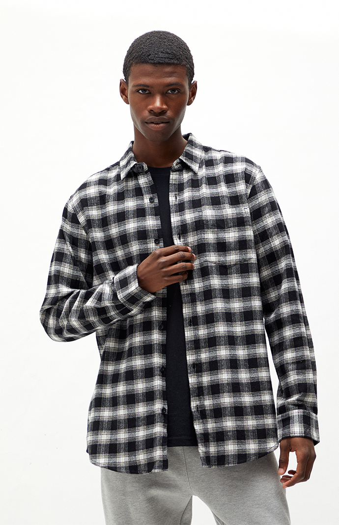 PacSun Black White Plaid Classic Long Sleeve Button Up Shirt
