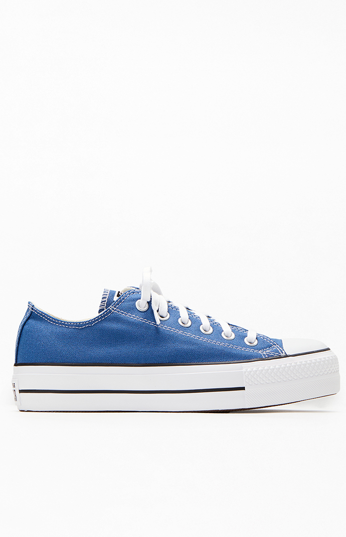 Converse Women s Blue Chuck Taylor All Star Lift Low Top Sneakers Size 6