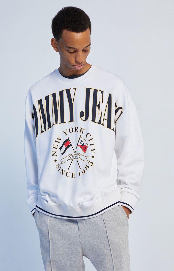 Tommy Jeans Skater Prep Logo Crew Neck Sweatshirt | PacSun